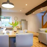 Holiday home The Old Tackroom, Luxury Barn Sleights