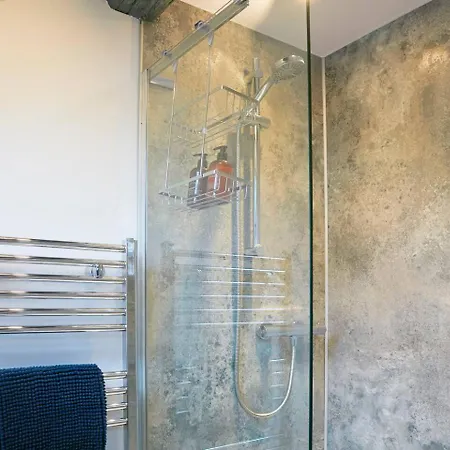 The Old Tackroom, Luxury Barn Sleights