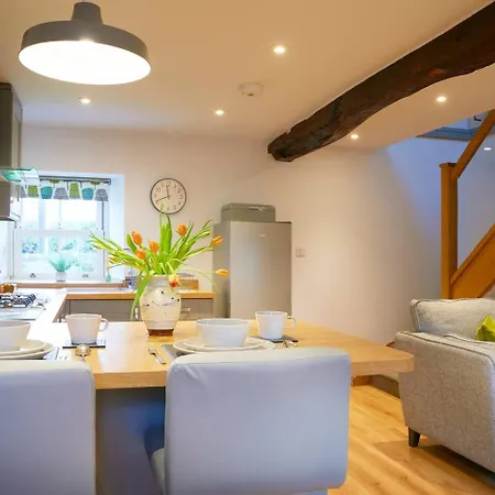 Semesterbostad The Old Tackroom, Luxury Barn Sleights